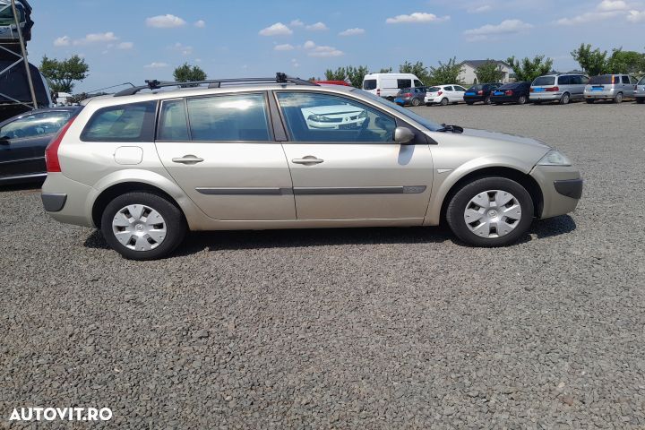Dezmembrez Renault Megane 2 [2002 - 2006] wagon 1.6 MT (113 hp) K4M ( - 3
