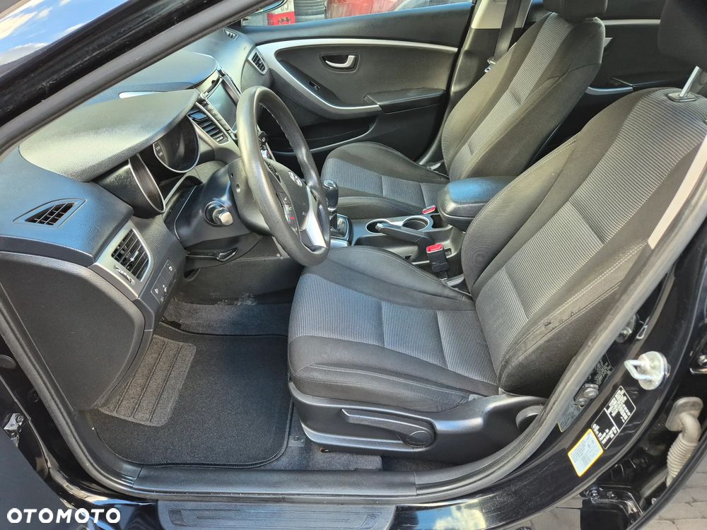 Hyundai i30 1.4 Premium - 11