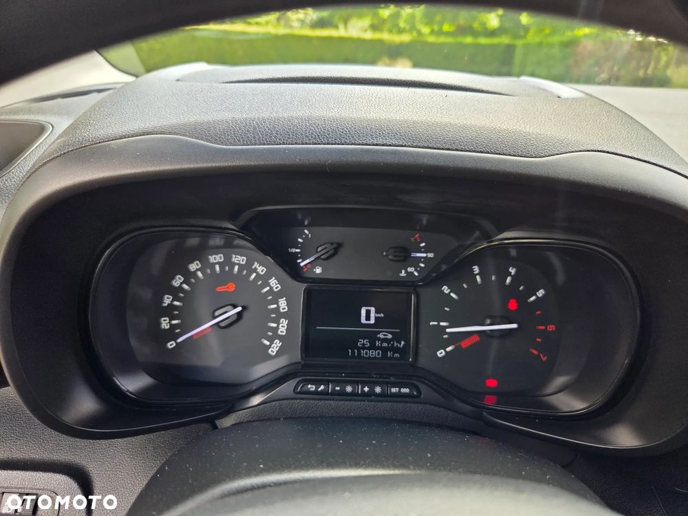 Citroën BERLINGO - 17