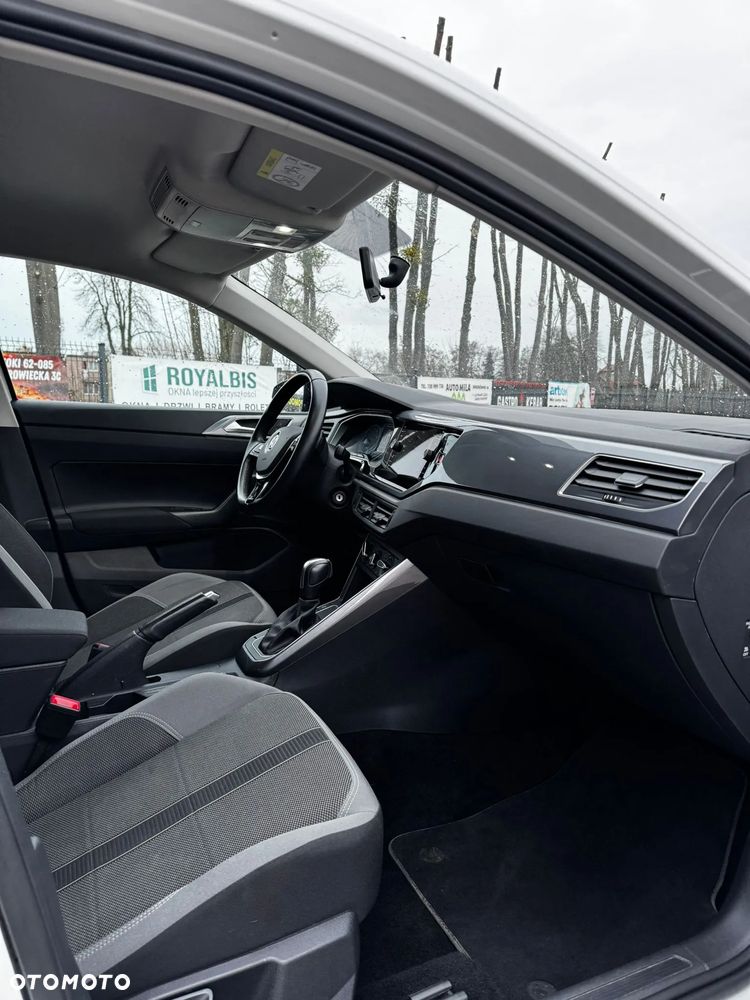 Volkswagen Polo 1.0 TSI DSG Highline - 16