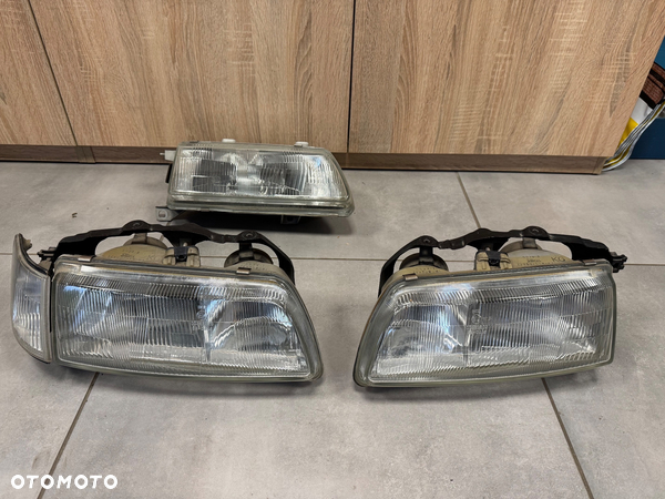 Honda Civic IV reflektor przód Stanley