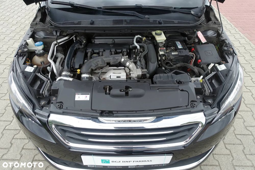Peugeot 308 1.6 Premium - 36