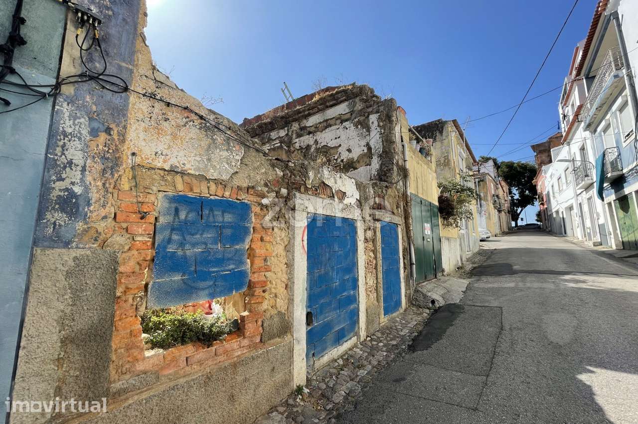 Prédio no centro histórico de Setúbal - Grande imagem: 4/12