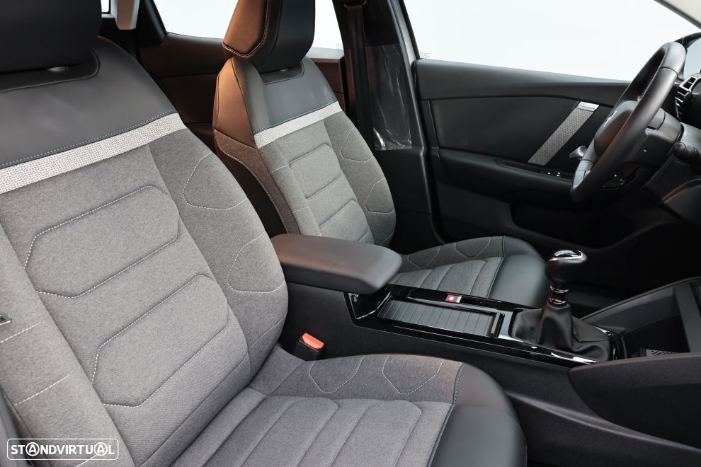 Citroën C4 1.2 PureTech Plus - 20