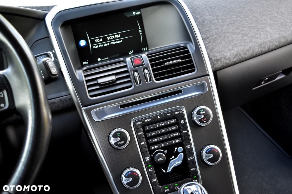 Volvo XC 60 D4 Geartronic Summum - 30
