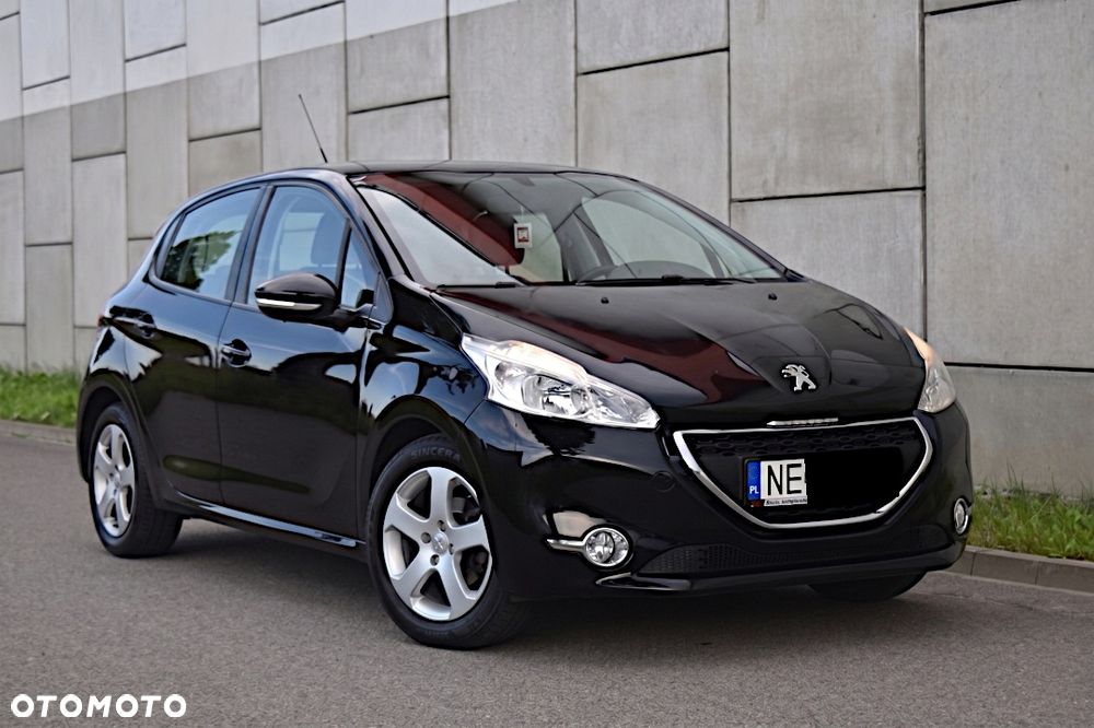 Peugeot 208 - 3