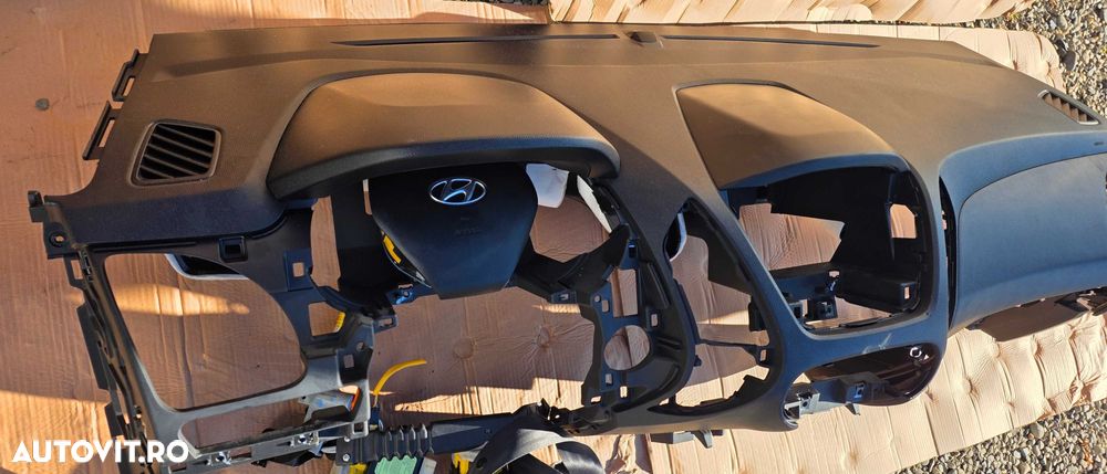 Plansa bord cu set airbag Hyundai IX35 2010 / 2011 / 2012 2013 - 2