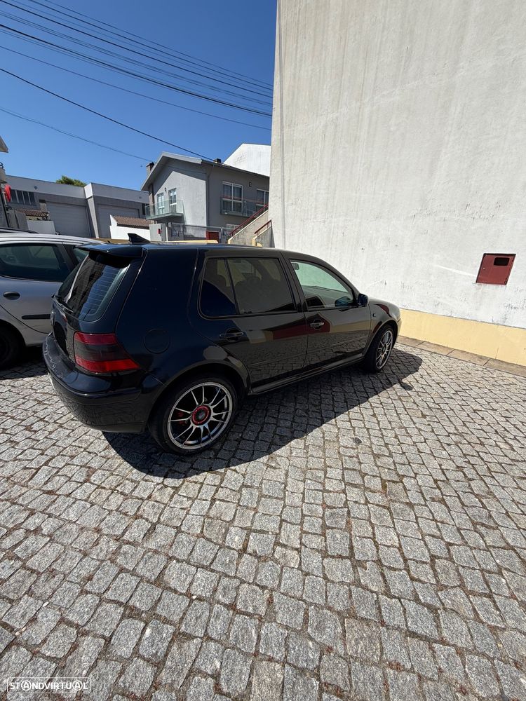 VW Golf 1.9 TDi 25 Anos - 1