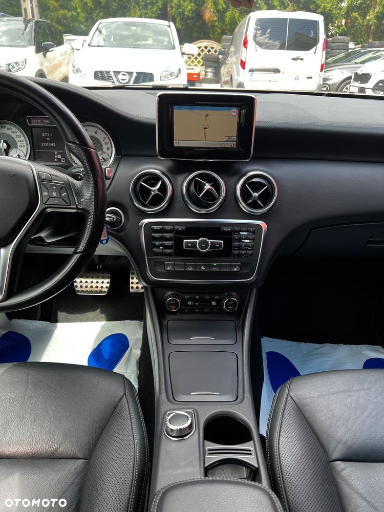 Mercedes-Benz Klasa A 250 7G-DCT AMG Line - 27