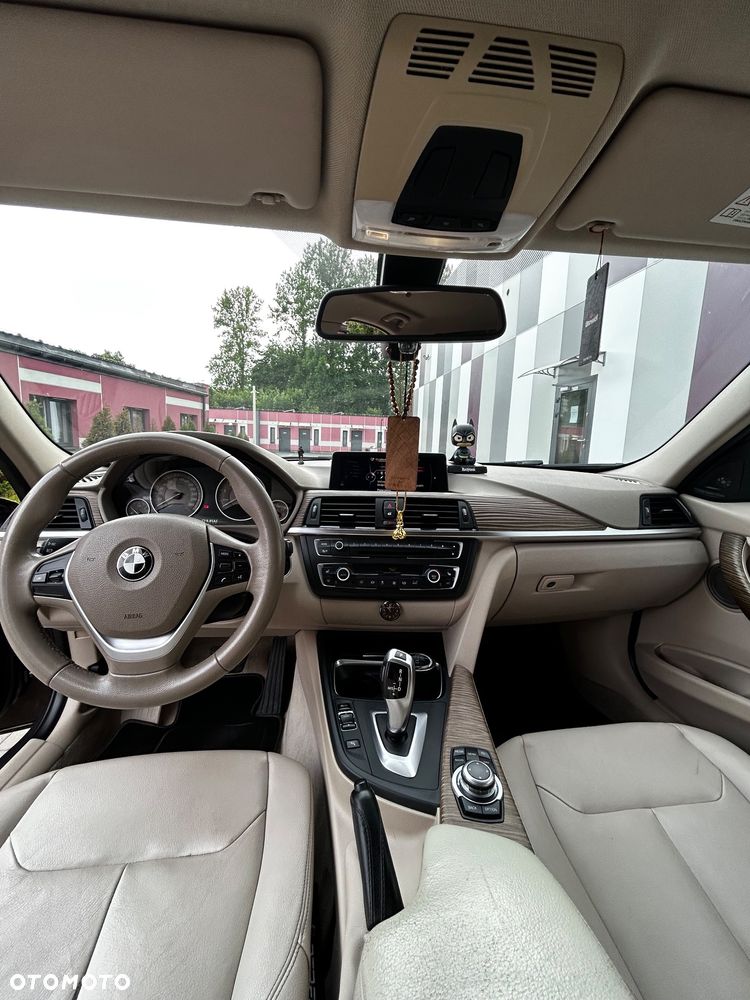 BMW Seria 3 328i Modern Line - 11