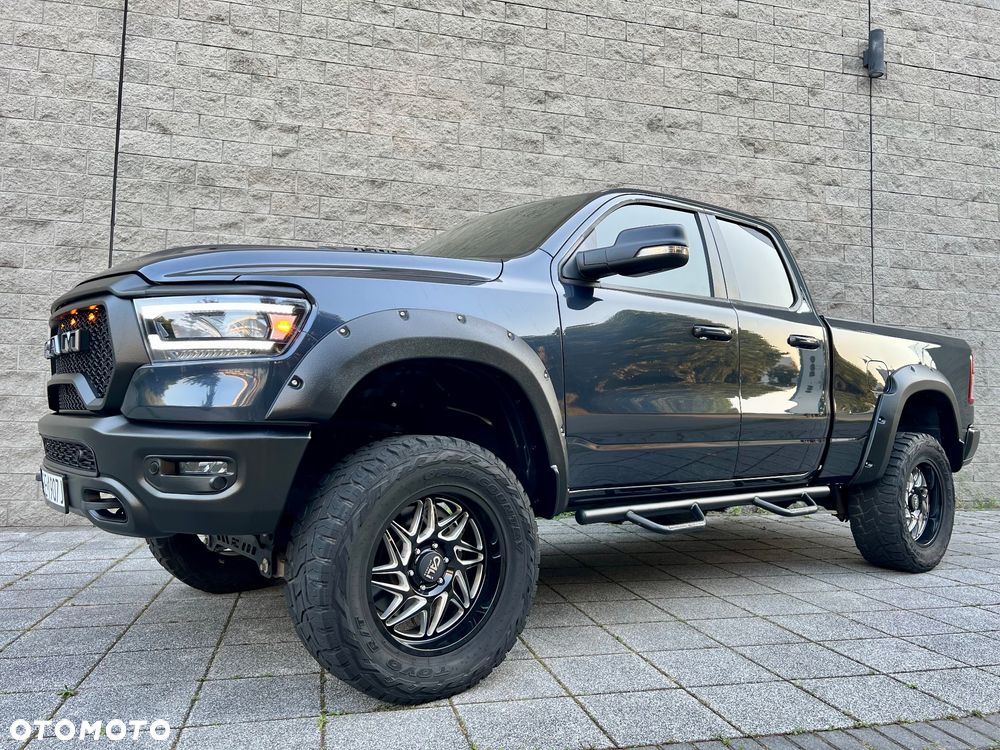 RAM 1500 Crew Cab Shortbed Bighorn - 19