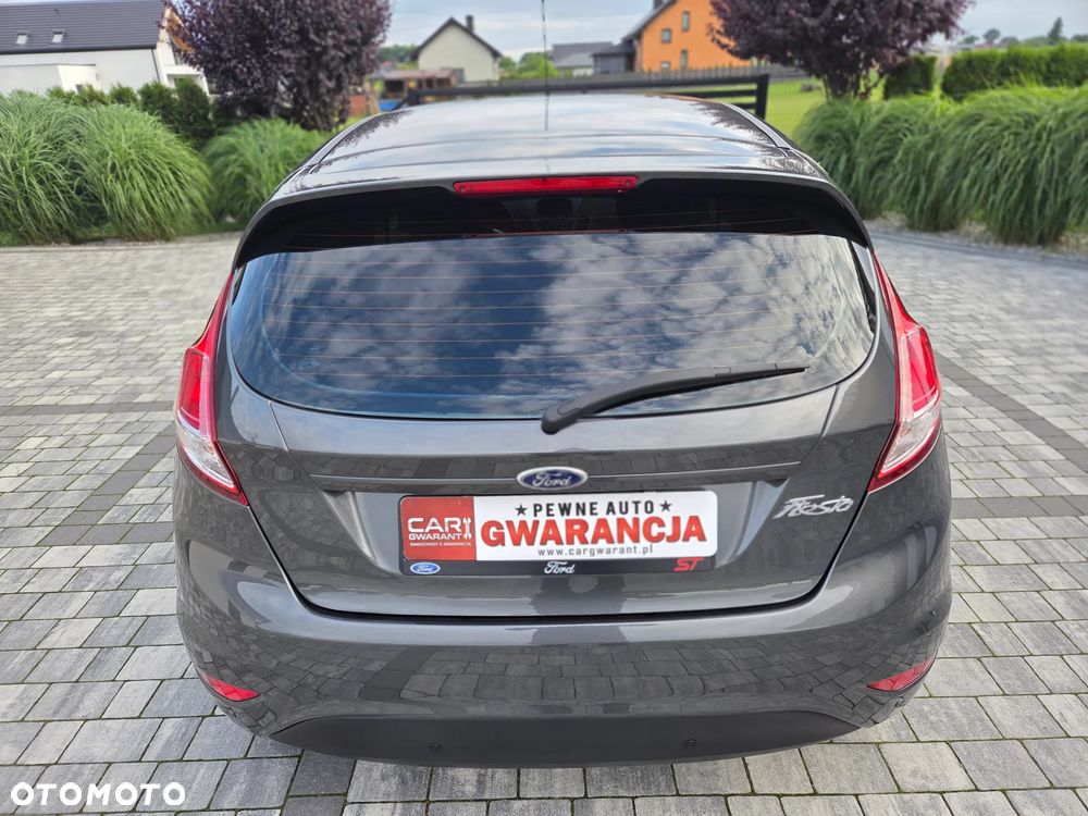 Ford Fiesta 1.25 Ghia - 9