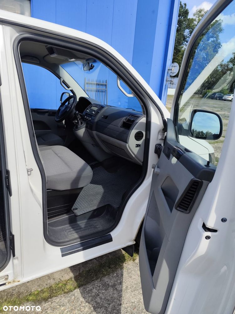 Volkswagen Transporter - 17