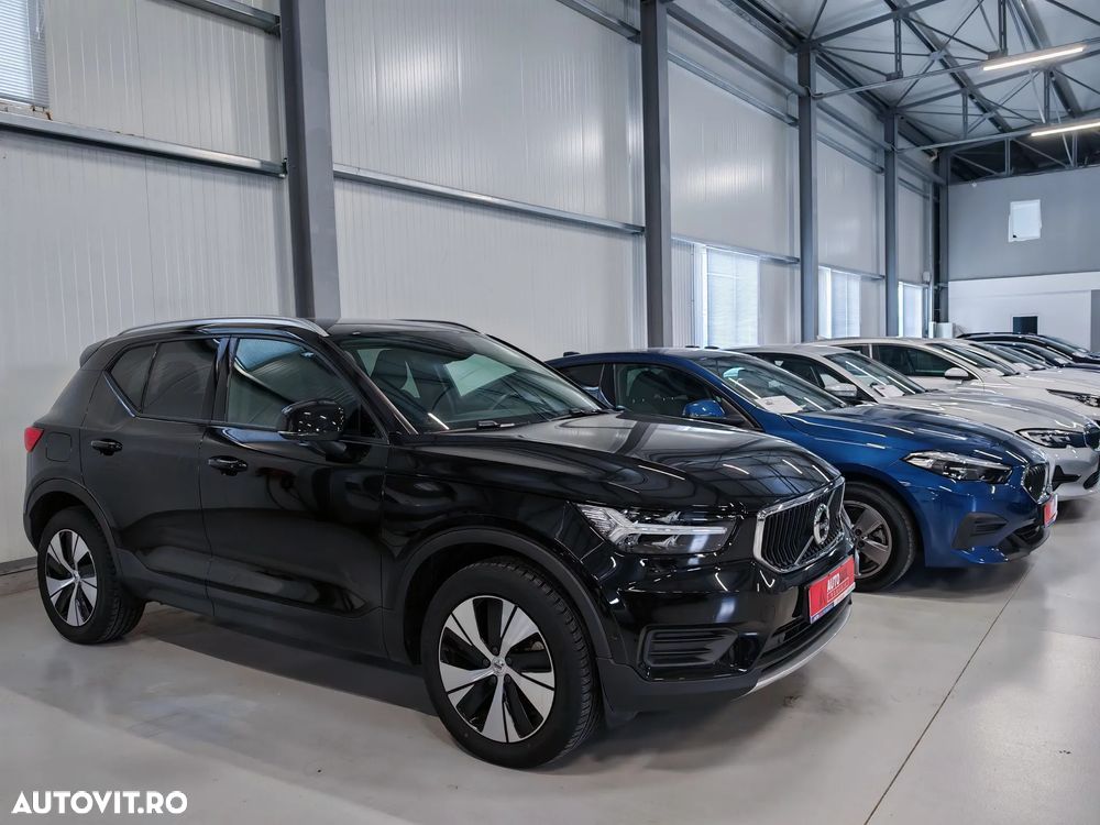 Volvo XC 40 T3 Momentum Pro - 21