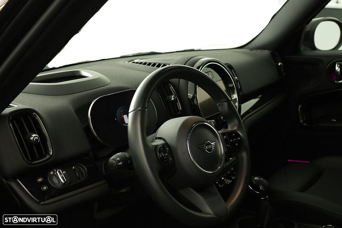 MINI Countryman Cooper SE Premium P. Essential Auto - 7