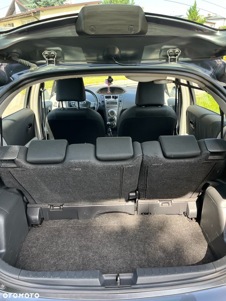 Toyota Yaris 1.33 2010 - 9