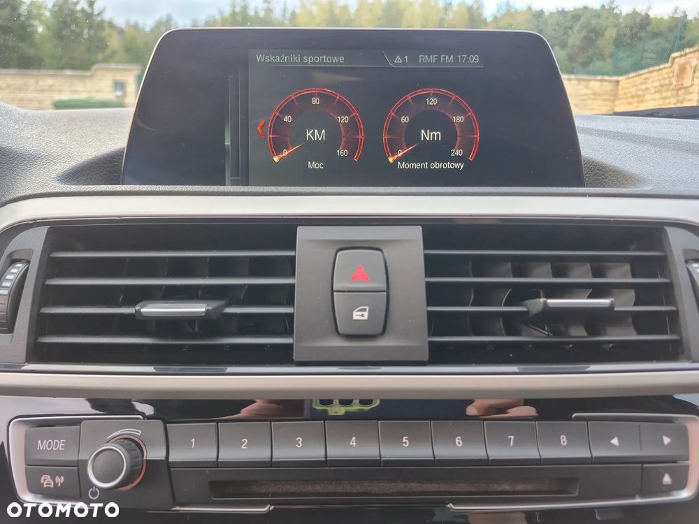 BMW Seria 1 - 36