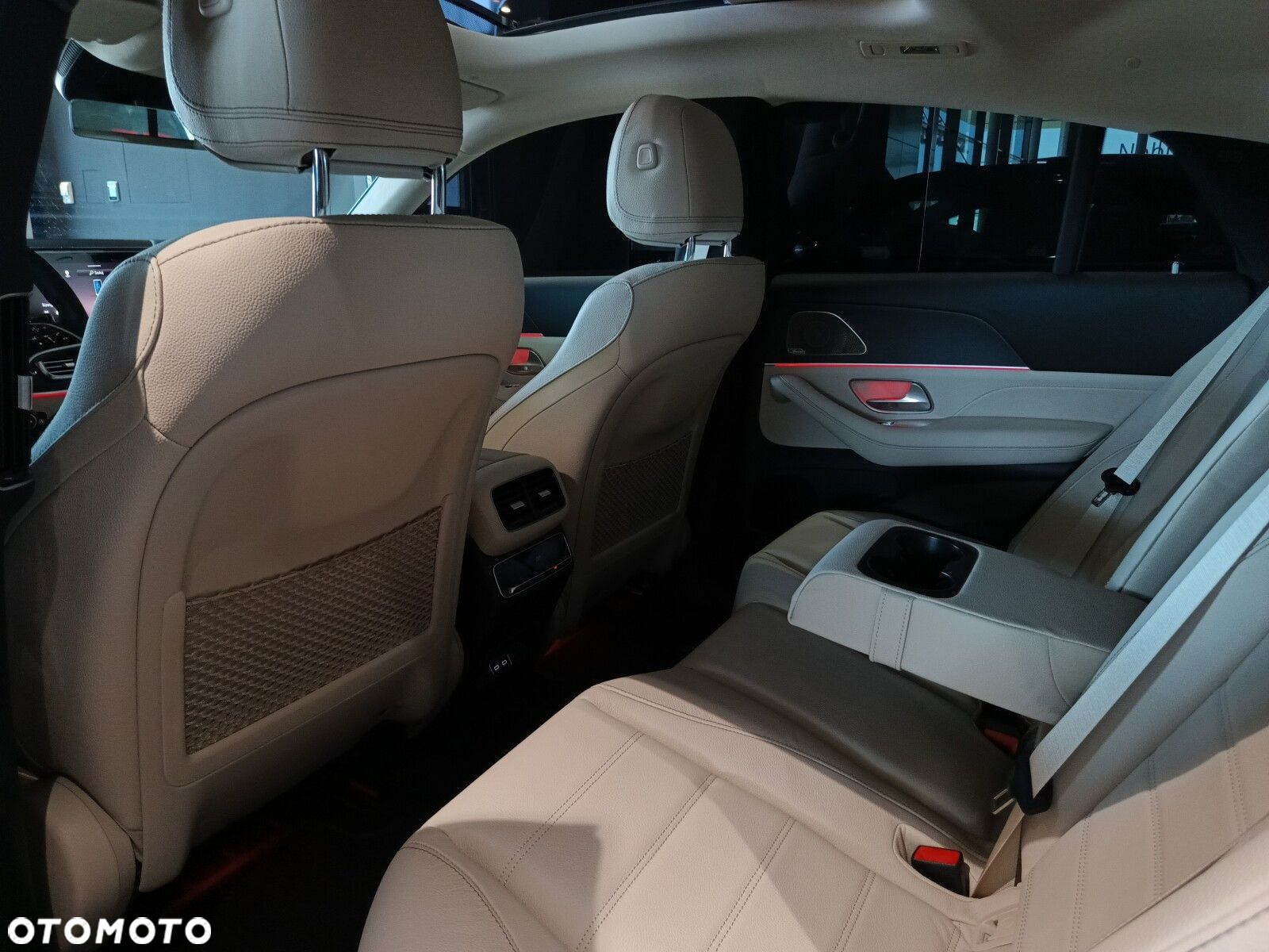 Mercedes-Benz GLE - 28