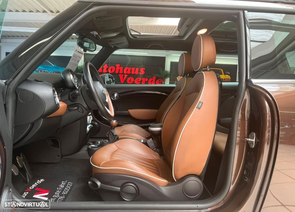 MINI 3 Portas Cooper D - 22