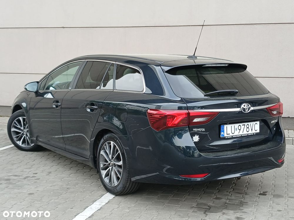 Toyota Avensis Touring Sports 1.8 Edition S+ - 1