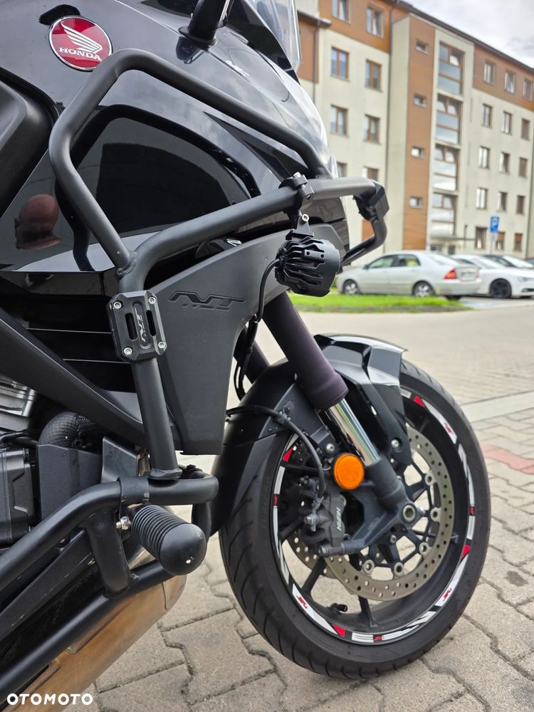 Honda NT - 9