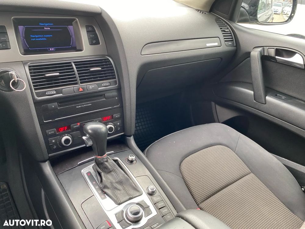 Audi Q7 - 7