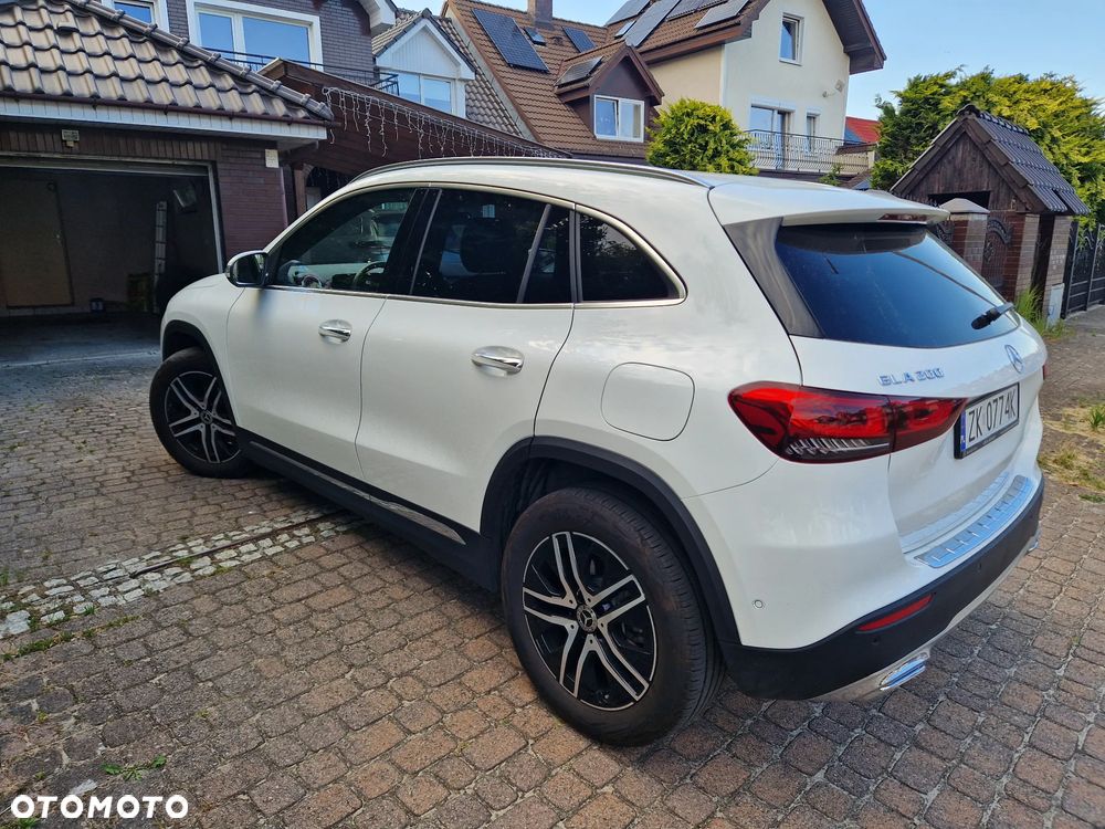 Mercedes-Benz GLA 200 Business Edition - 6
