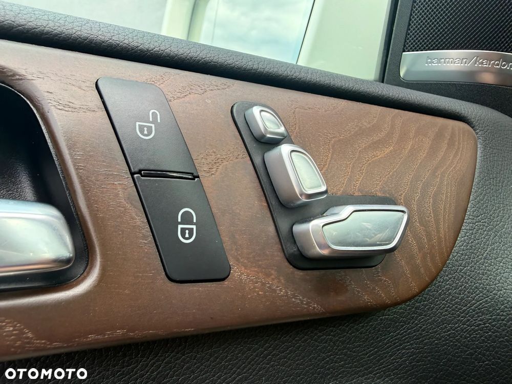 Mercedes-Benz GLS - 18