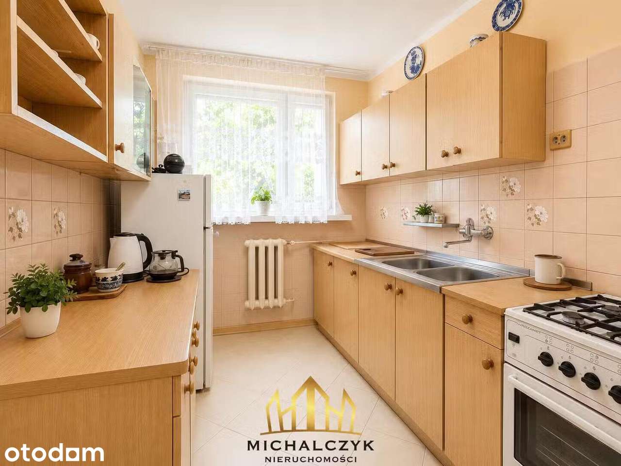 Stare Miasto | pokój z wnęką | 1 piętro | loggia
