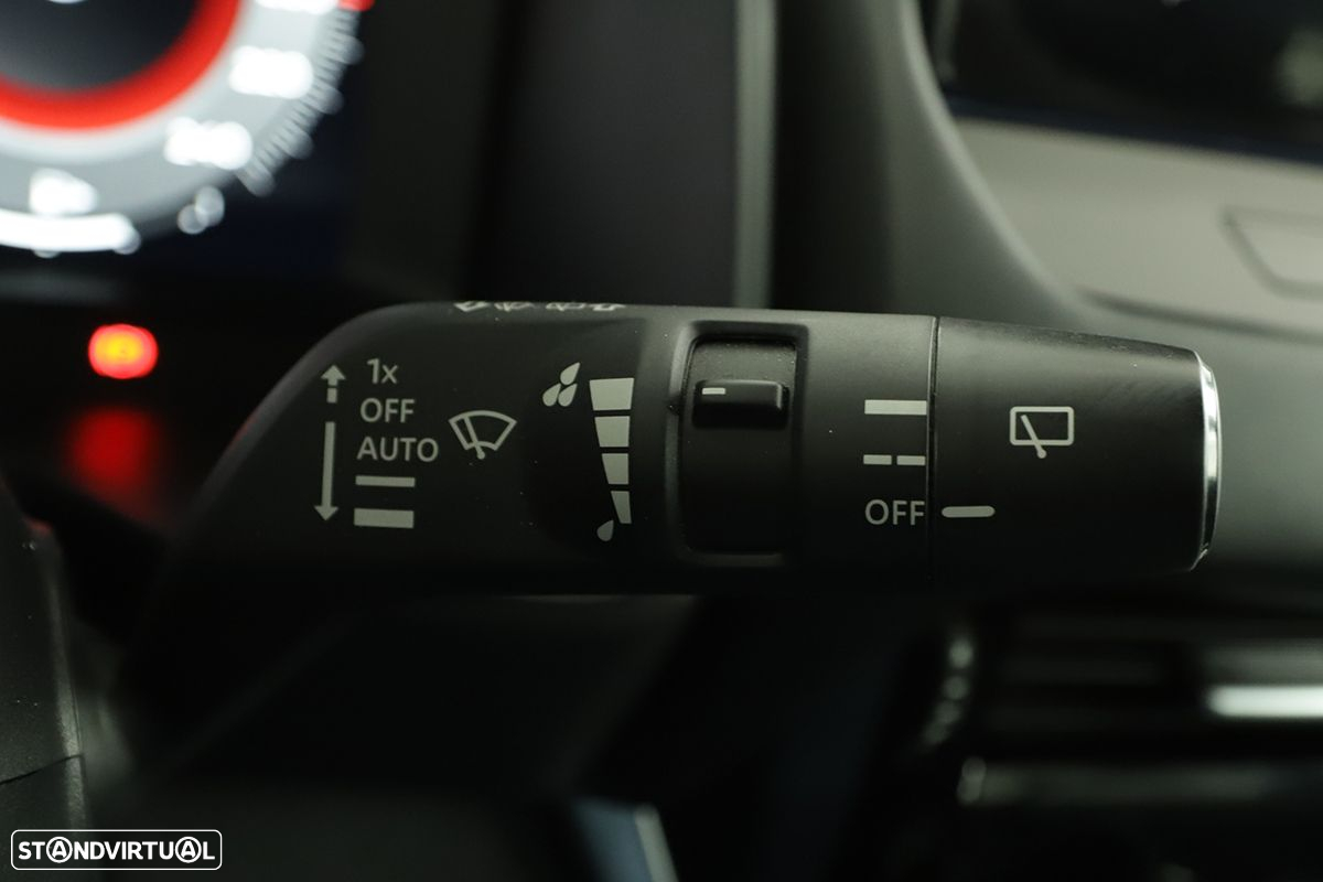 Nissan Qashqai 1.3 DIG-T N-Connecta LED - 18
