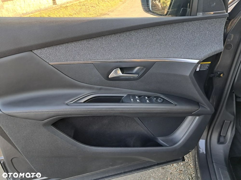 Peugeot 3008 1.6 PureTech GPF GT Line S&S EAT8 - 30