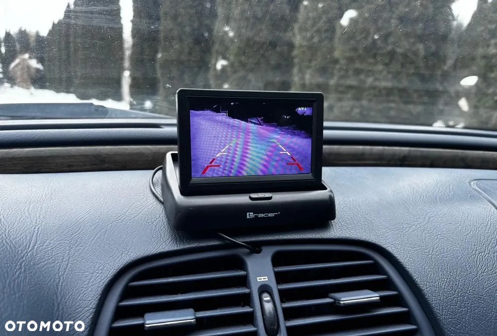 Mercedes-Benz CLK - 25