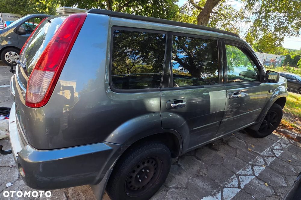 Nissan X-Trail 2.0 Comfort - 11
