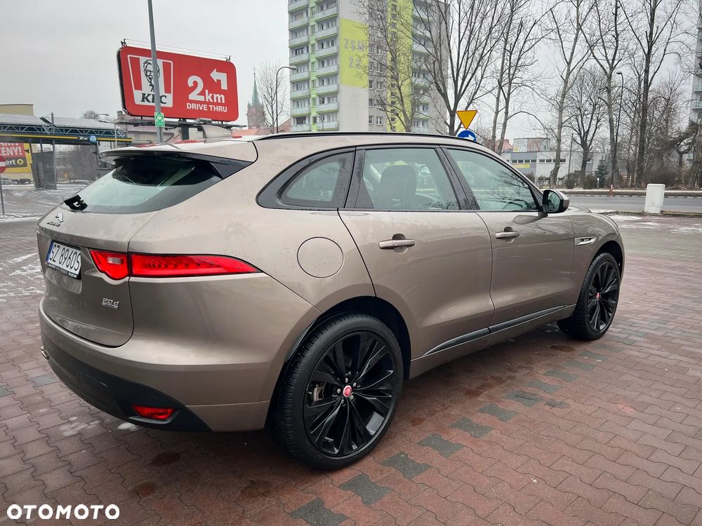 Jaguar F-Pace 20d AWD R-Sport - 5
