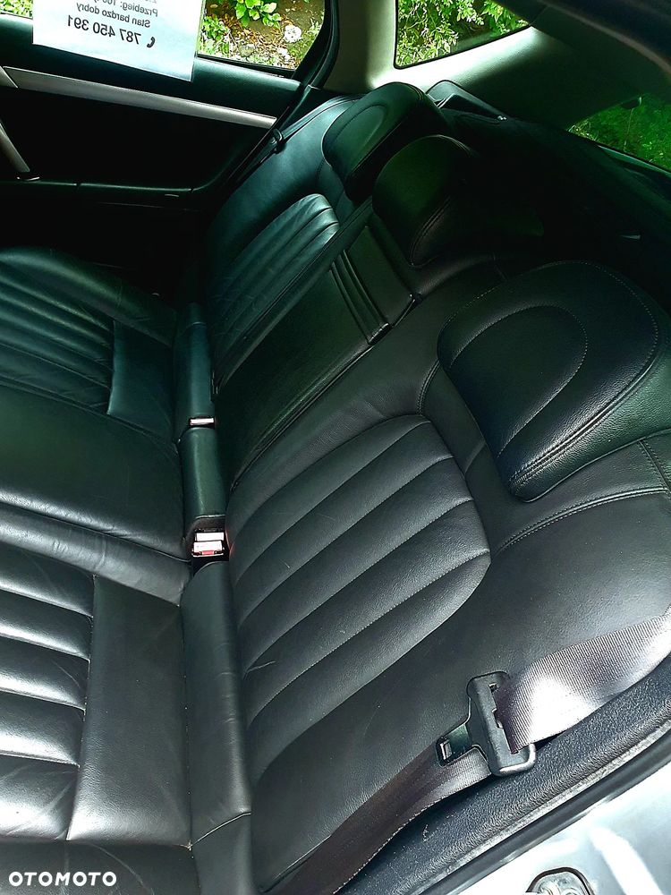 Peugeot 407 - 14