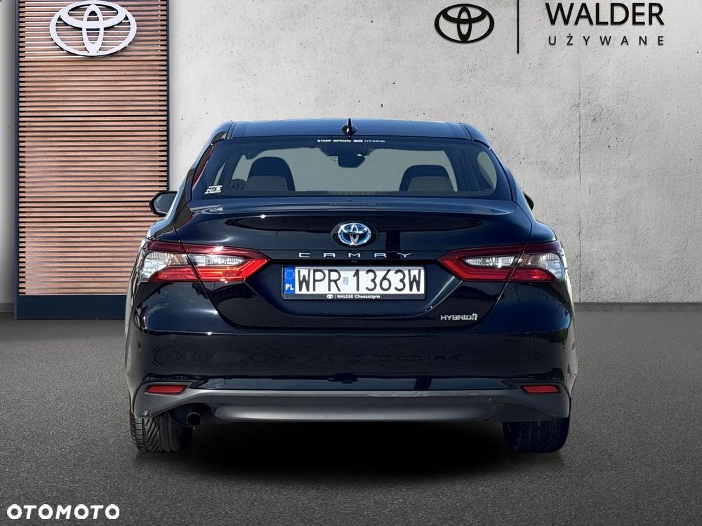 Toyota Camry 2.5 Hybrid Comfort CVT - 6