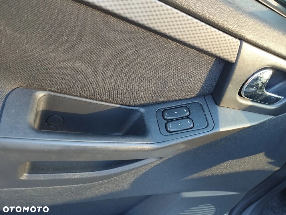 Opel Meriva - 9