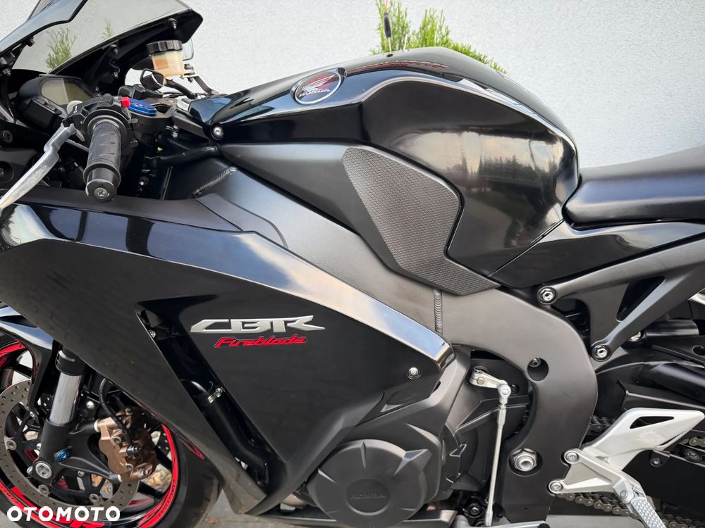 Honda CBR - 36