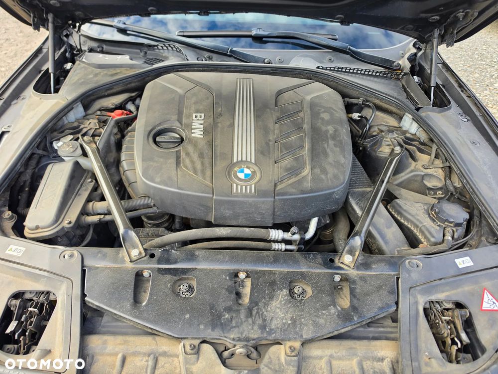 BMW Seria 5 520d - 22