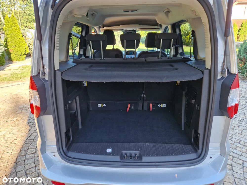 Ford Tourneo Courier 1.5 TDCi S&S Ambiente - 13
