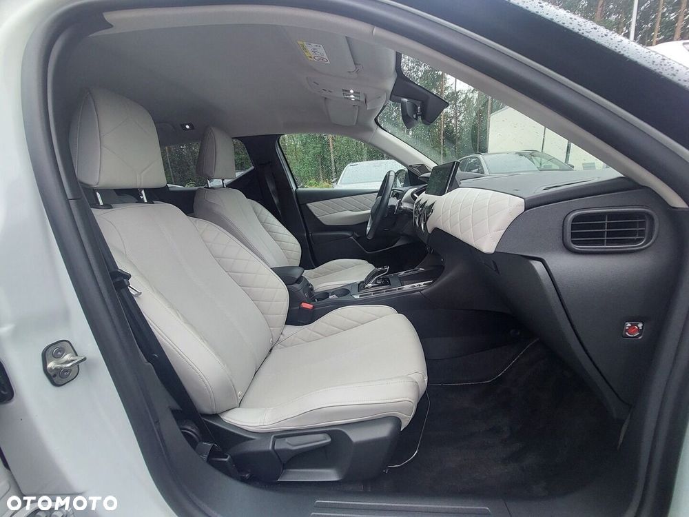 DS Automobiles DS 3 Crossback 1.2 PureTech Grand Chic - 12
