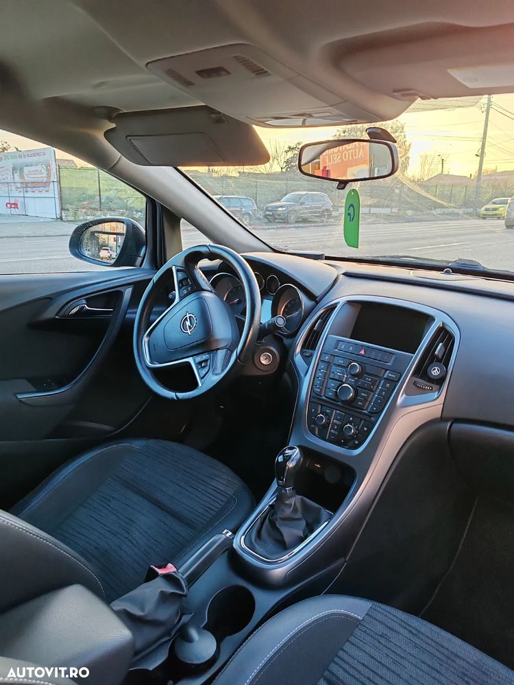 Opel Astra 1.4 Turbo ECOTEC Start/Stop Enjoy - 2