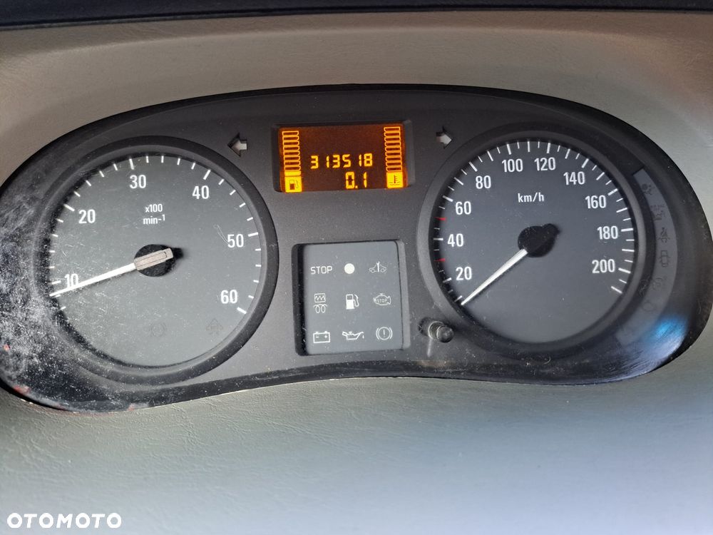 Opel Vivaro - 20