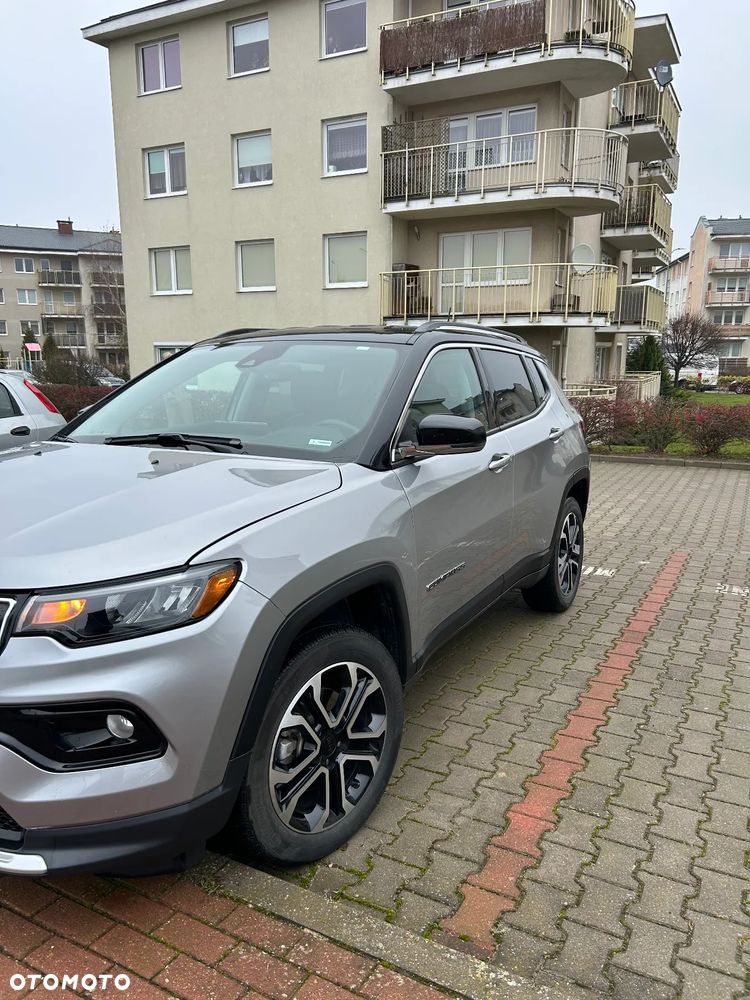 Jeep Compass - 1
