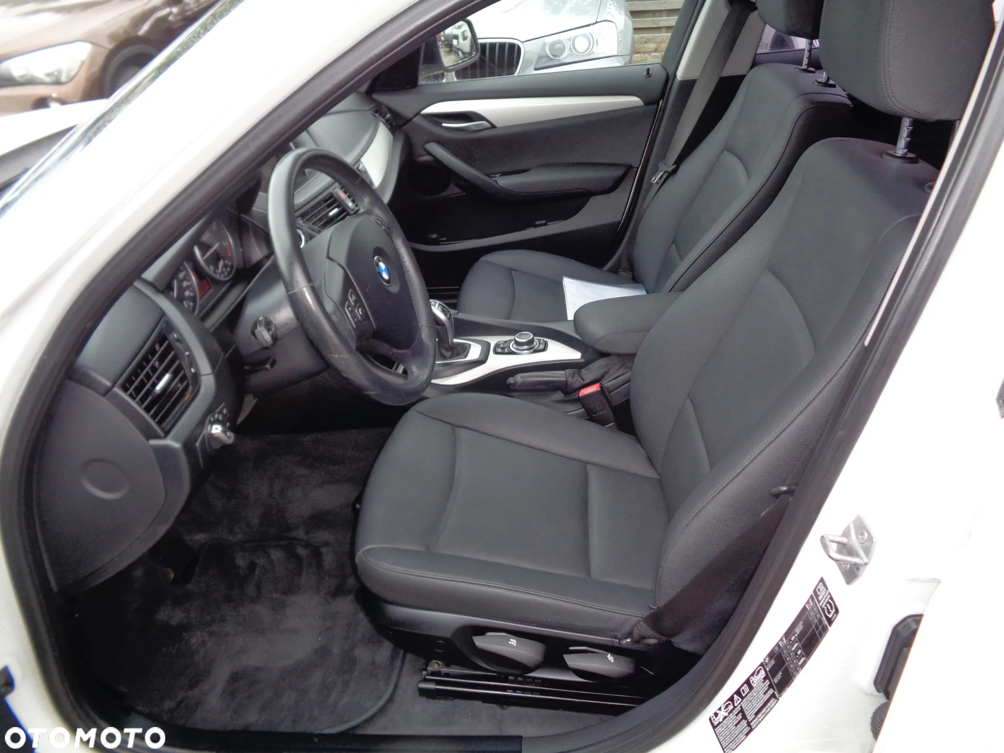 BMW X1 - 10