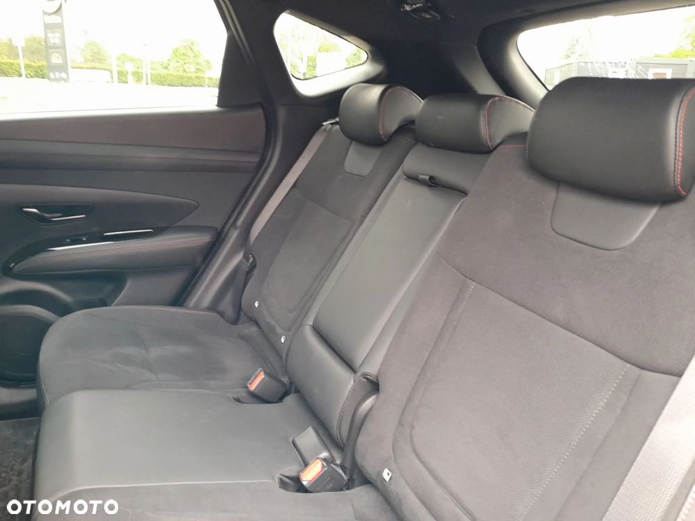 Hyundai Tucson 1.6 T-GDi N-Line 4WD DCT - 16
