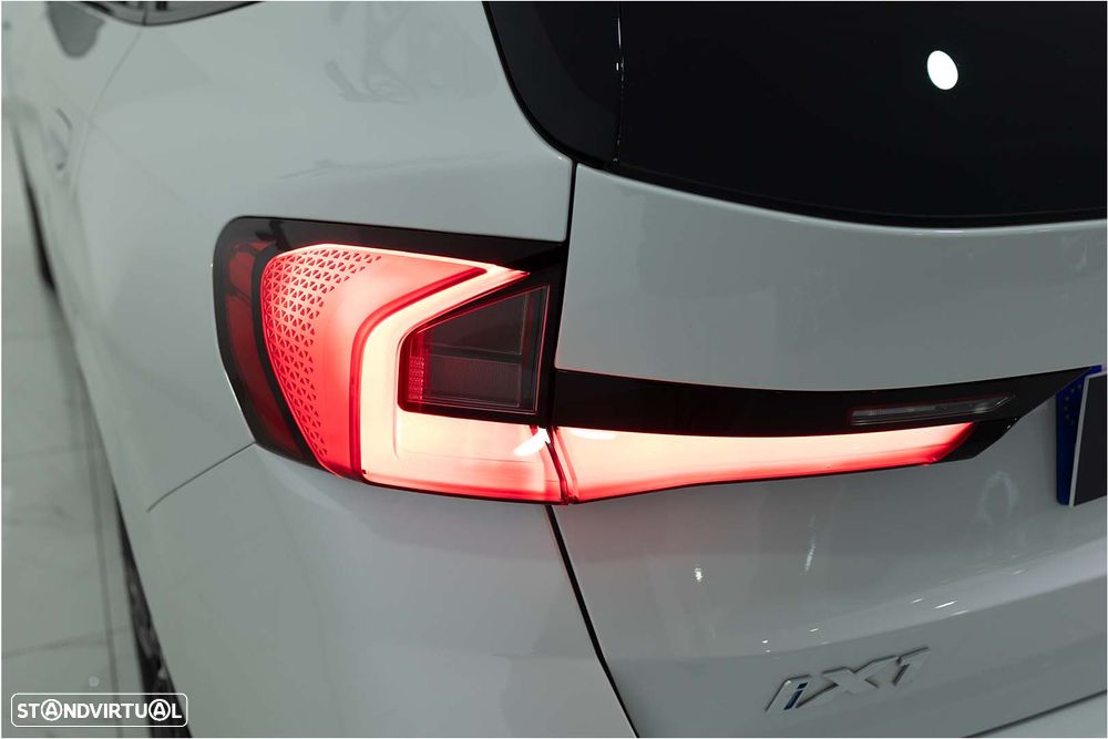 BMW iX1 xDrive30 Pack Desportivo M - 28