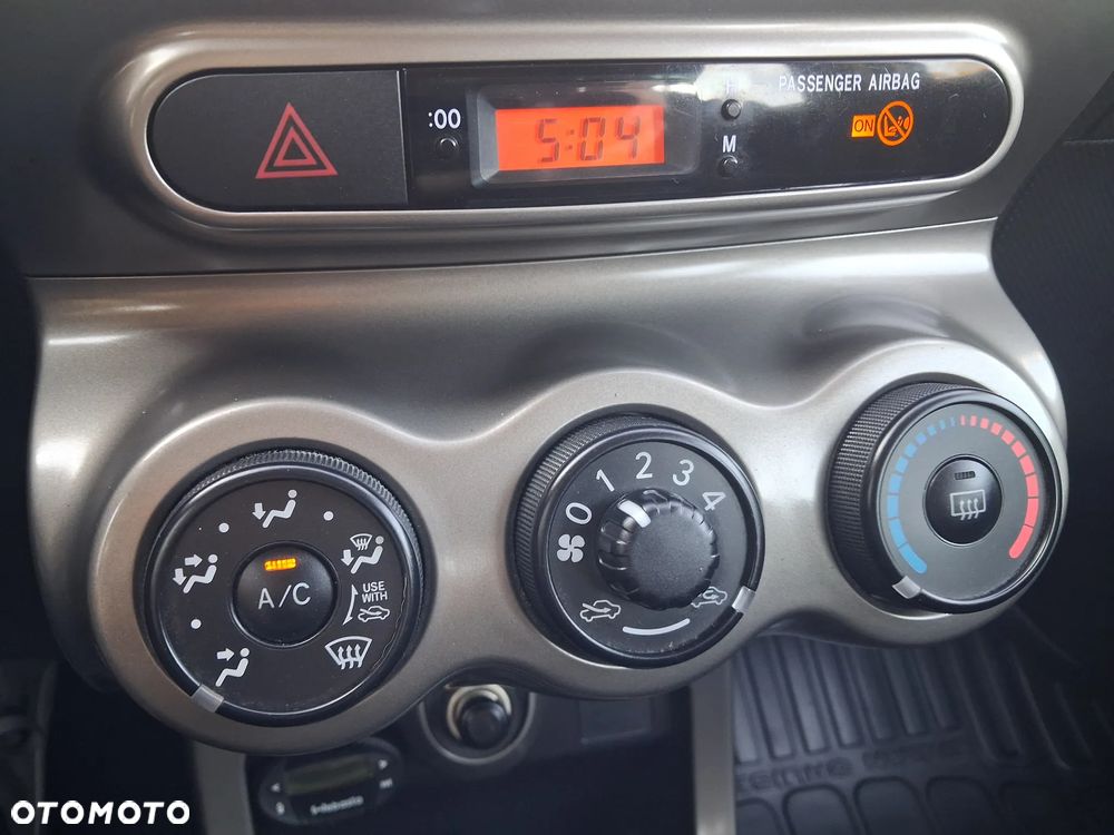 Toyota Urban Cruiser 1.33 4x2 Club - 20