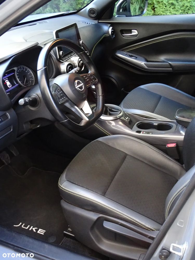 Nissan Juke 1.0 DIG-T Kiiro - 11