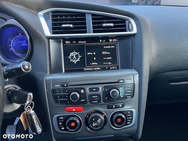 Citroën C4 VTi 120 Exclusive - 9